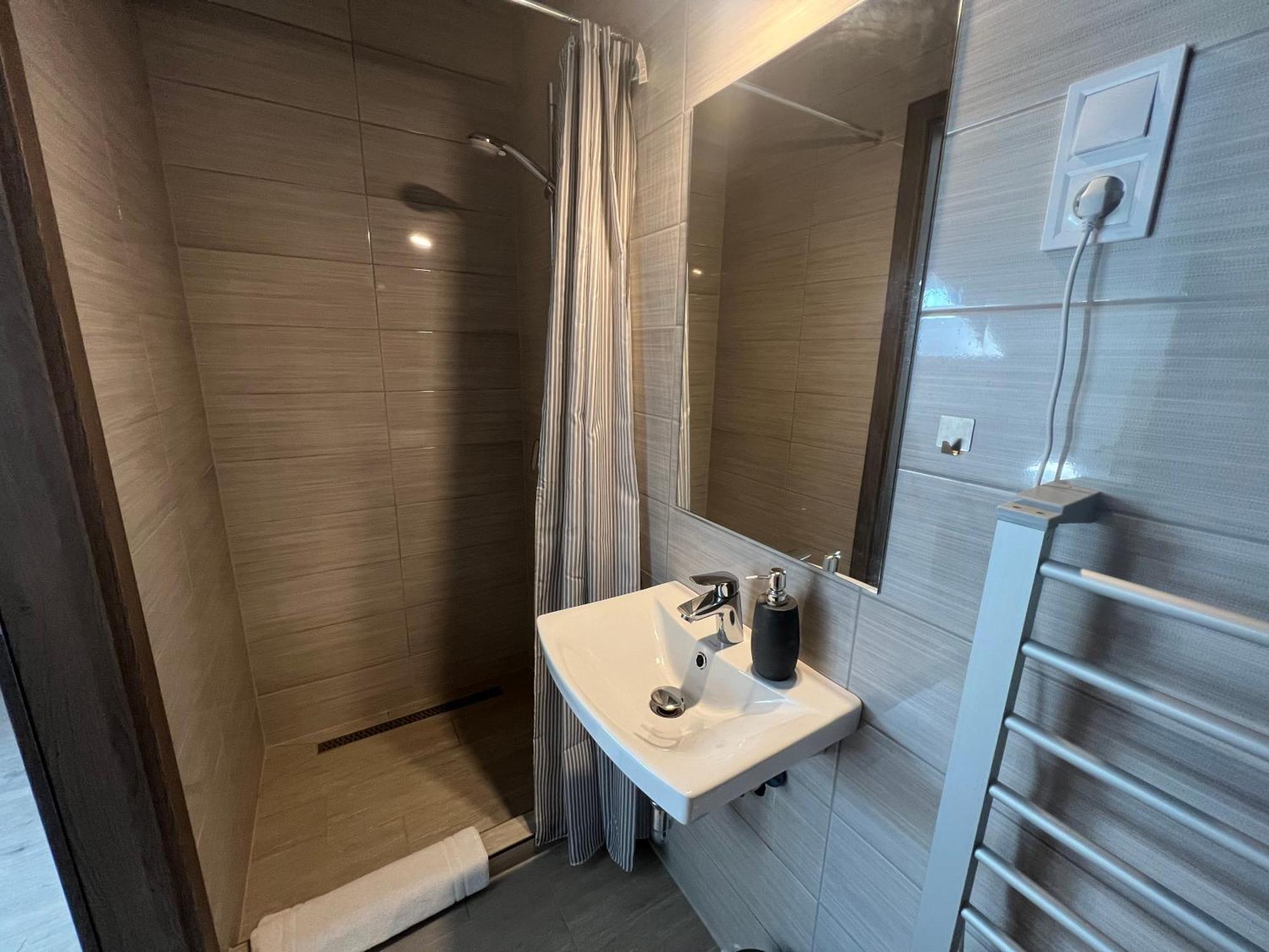 Sophia Apartman Goedoello Экстерьер фото