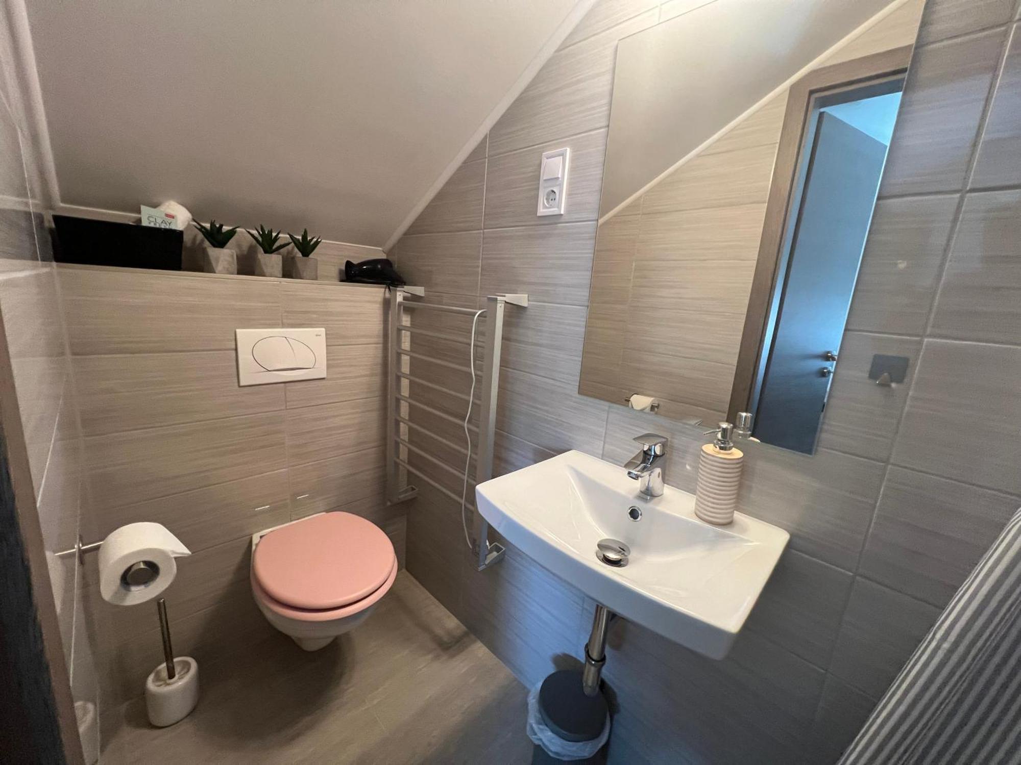 Sophia Apartman Goedoello Экстерьер фото