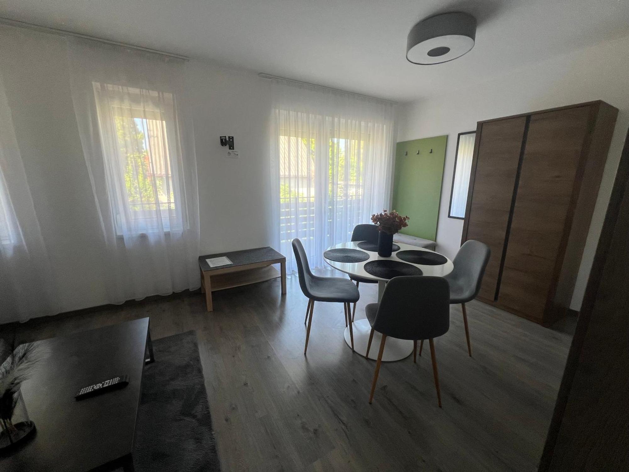 Sophia Apartman Goedoello Экстерьер фото