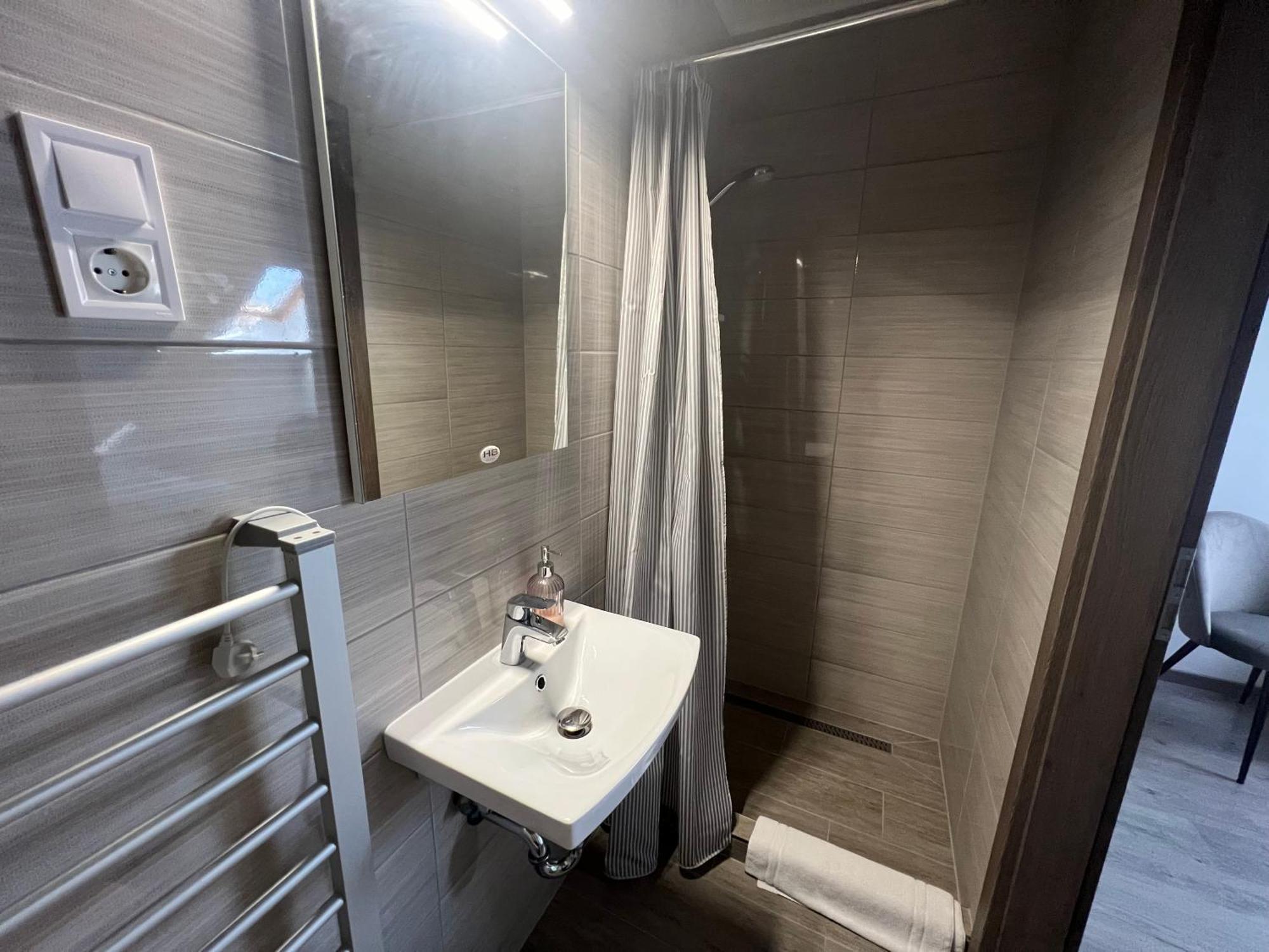 Sophia Apartman Goedoello Экстерьер фото