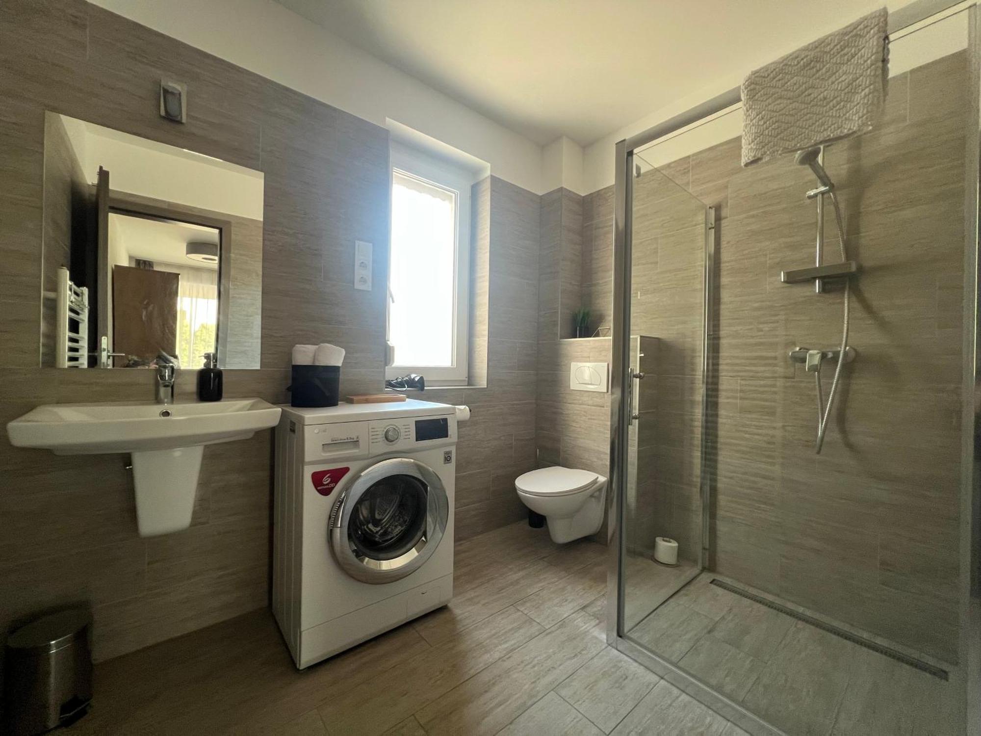 Sophia Apartman Goedoello Экстерьер фото