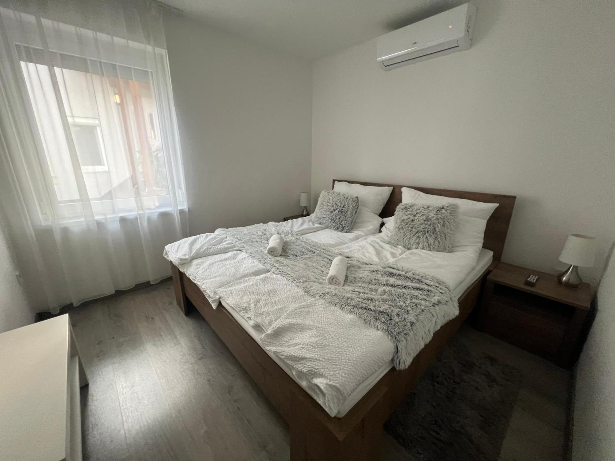 Sophia Apartman Goedoello Экстерьер фото